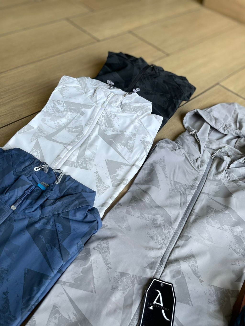 Campera Rompeviento Deportiva